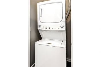 Washer/Dryer (in unit)